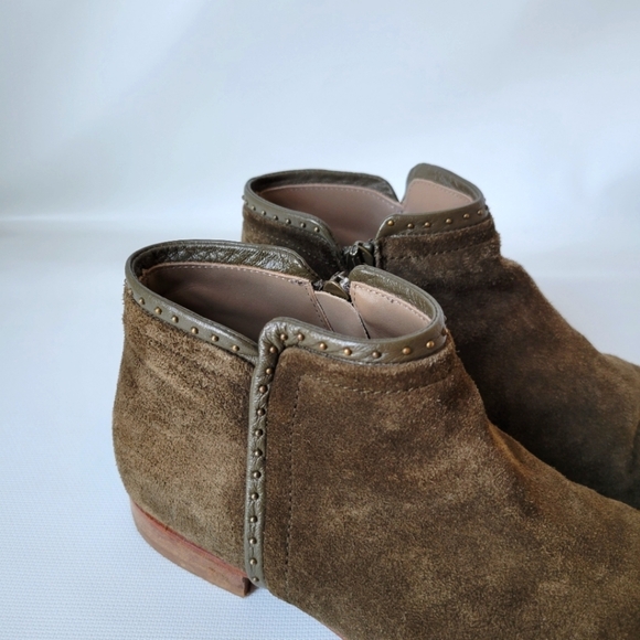 ITALEAU Waterproof Genuine Leather Studded Booties Sz 37 6.5 - Picture 2 of 14